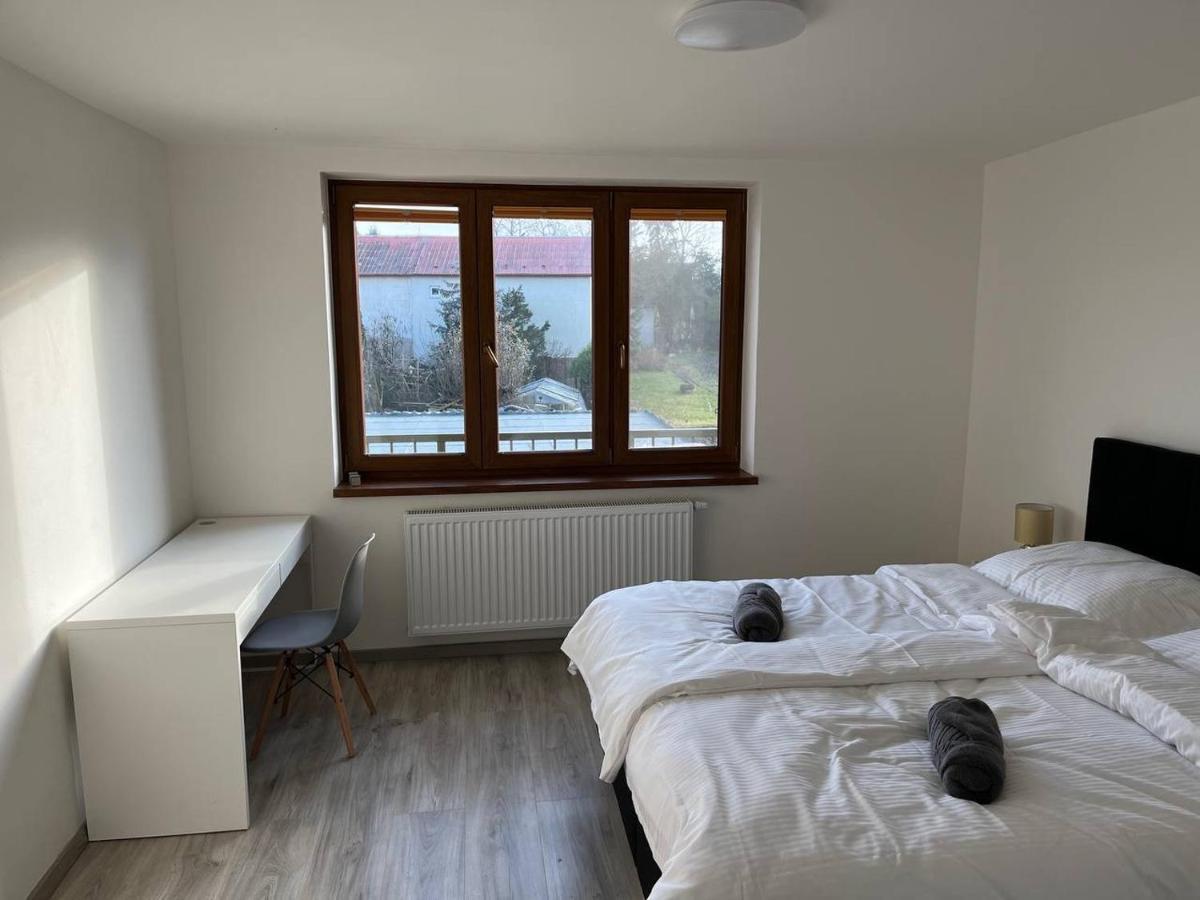 Apartment Golden Prague 78 Вестец Экстерьер фото