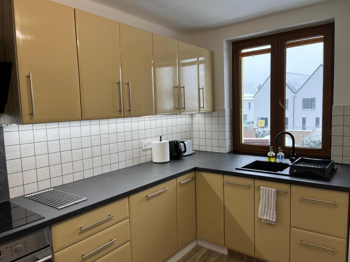 Apartment Golden Prague 78 Вестец Экстерьер фото