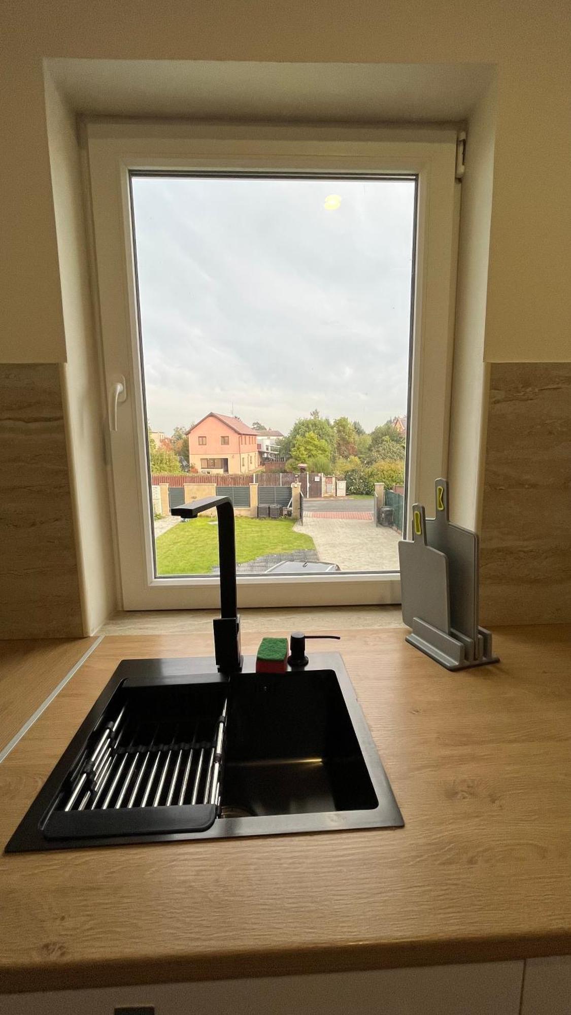 Apartment Golden Prague 78 Вестец Экстерьер фото
